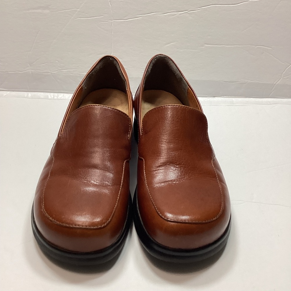 Footprints women’s leather shoes brown